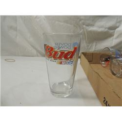 BUDWEISER NASCAR RACING DOVER DOWNS GLASS SET