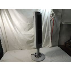 LASKO FREE STANDING FAN WITH REMOTE