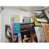 Image 2 : BOOK BOX LOT ART ROCKWELL MONET CEZANNE MORE