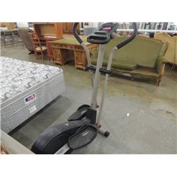 CARDIO CROSS TRAINER ELIPTICAL MACHINE