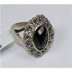 #0106 - STERLING SILVER RING - 7.2 GRAMS