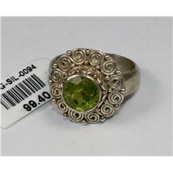 #0094 - STERLING SILVER PERIDOT RING - 7.1 GRAMS