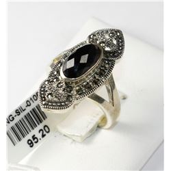#0105 - STERLING SILVER RING - 6.8 GRAMS