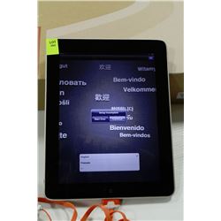 APPLE IPAD 32GB W/ CHARGER