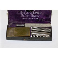 VINTAGE VALET AUTO-STROP SAFETY RAZOR IN CASE