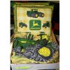 Image 1 : NEW JOHN DEERE QUILT AND PILLOWS