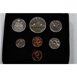 1976 ROYAL CANADIAN MINT COLLECTION