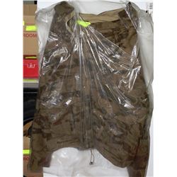 COLUMBIA WOOL XL JACKET AND PANT CAMO SUIT