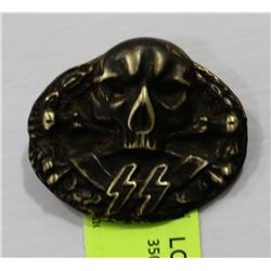 TOTENKOPF SS SOUVENIR PIN