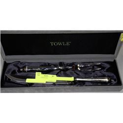TOWLE CARVING SET