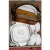 Image 1 : BOX OF PYREX,ANCHORWARE BAKEWARE