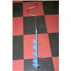 Image 1 : MANUAL ICE AUGER