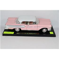 ROAD LEGEND 1958 1:18  DIE-CAST EDSEL CITATION