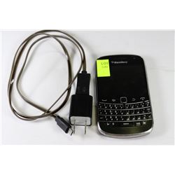 BLACKBERRY BOLD 9900 UNLOCKED W/ CHARGER