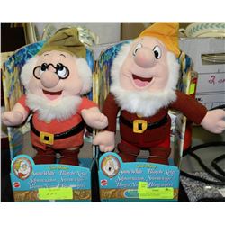 2 VINTAGE DISNEY MATTEL DOC & SNEEZY DOLLS IN BOX