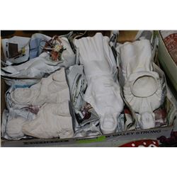 FLAT WITH AUSTIN AND AQUARIAN NETWORKS SCULPTURES