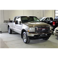 2003 FORD F350 LARIAT SRW