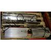Image 1 : LOT OF 2-400W METAL HALIDE LIGHTS WITH 14000K BULB