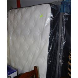 DOUBLE SIZE KINGSDOWN BY SERTA MATTRESS &
