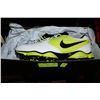 Image 1 : NEW SIZE 9.5 NIKE GOLF SHOES