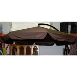 LARGE OFFSET PATIO UMBRELLA W/WEIGHTED BASE