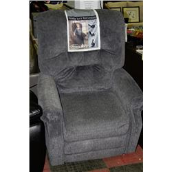 NEW CATNAPPER BLUE FABRIC POWER LIFT CHAIR