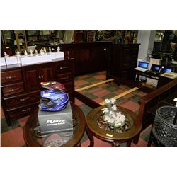 HICKORY QUEEN SIZE 6 PC BEDROOM SUITE