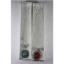 PAIR OF FASHION PENDANT & NECKLACES