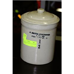 ALBERTA POTTERIES 1/2 GAL CROCK WITH LID