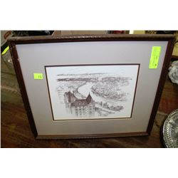 VINTAGE HOTEL MACDONALD & RIVER VALLEY