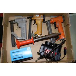 TRAY OF 3 AIR STAPLERS AND A POWERED FASTENER WITH
