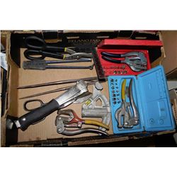 FLAT WITH RIVOTERS,SNIPS,TUBE BENDERS AND MORE