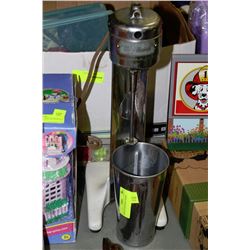 VINTAGE MILKSHAKE MAKER