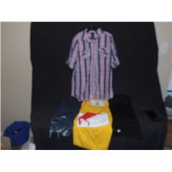 BIG BANG THEORY KALEY CUOCO SCREEN USED WARDROBE LOT