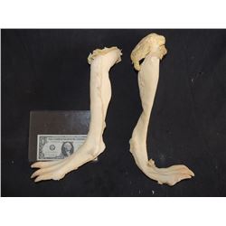 ANCIENT ALIENS MINIATURE LEGS CASTINGS PAIR
