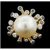Image 2 : 14KT Yellow Gold Pearl and Diamond Ring