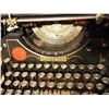 Image 2 : Vintage Underwood Typewriter
