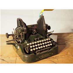 Vintage Oliver Typewriter