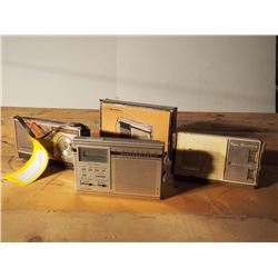 Medium Size Transistor Radios (3)