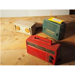 Radios, Plastic, Assorted (3)