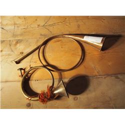 Brass Horns (2)