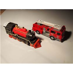 Plastic Train, Battery Op. / Tow Truck
