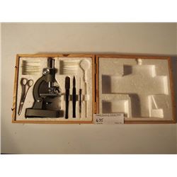Boxed Microscope Set
