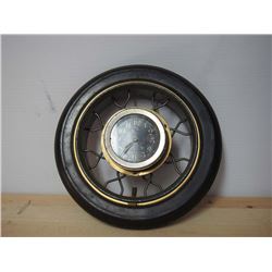 Keyless 8 Day Rim Wind / Rim Set, Tire Clock