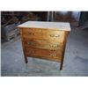 Image 1 : 3 Drawer Dresser, Maple