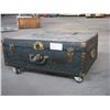 Image 1 : Storage Chest on Casters