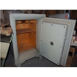 Large Combination Safe