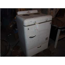 General Chef Stove / Refrigerator