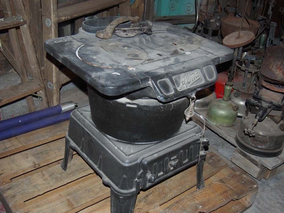 Acme Cast Iron Laundry Stove