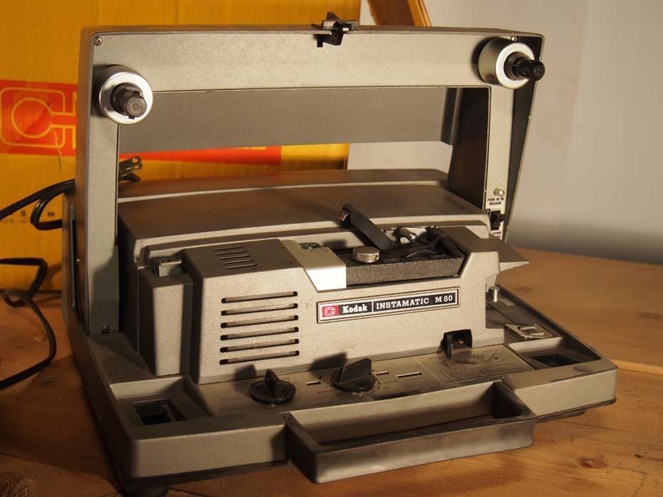 Kodak Instamatic M80 & View master Projector